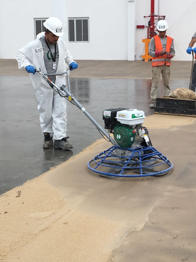 Aplicación profesional de soluciones para concreto